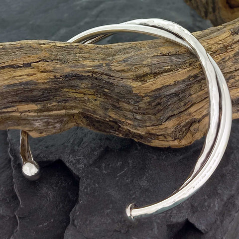Hammered polished combined silver torque