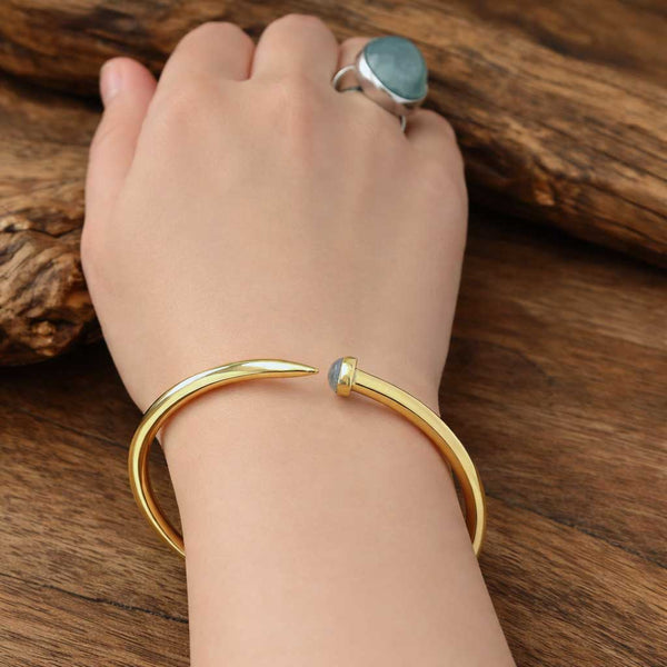 Handcrafted Brass Bangle with stone