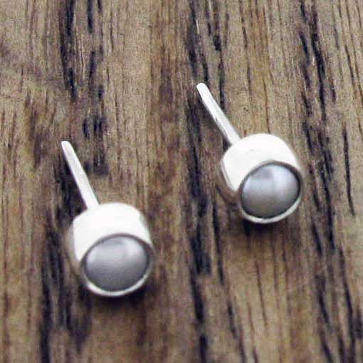 Silvery Grey Pearl 4mm Silver Stud Earrings (10) Secondary image
