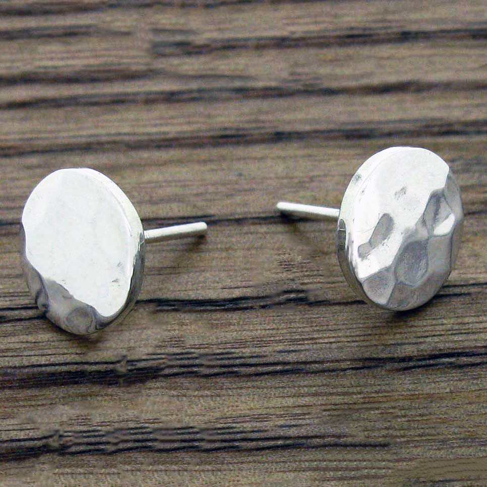 Hammered Circle Silver Stud Earrings (51) Secondary image