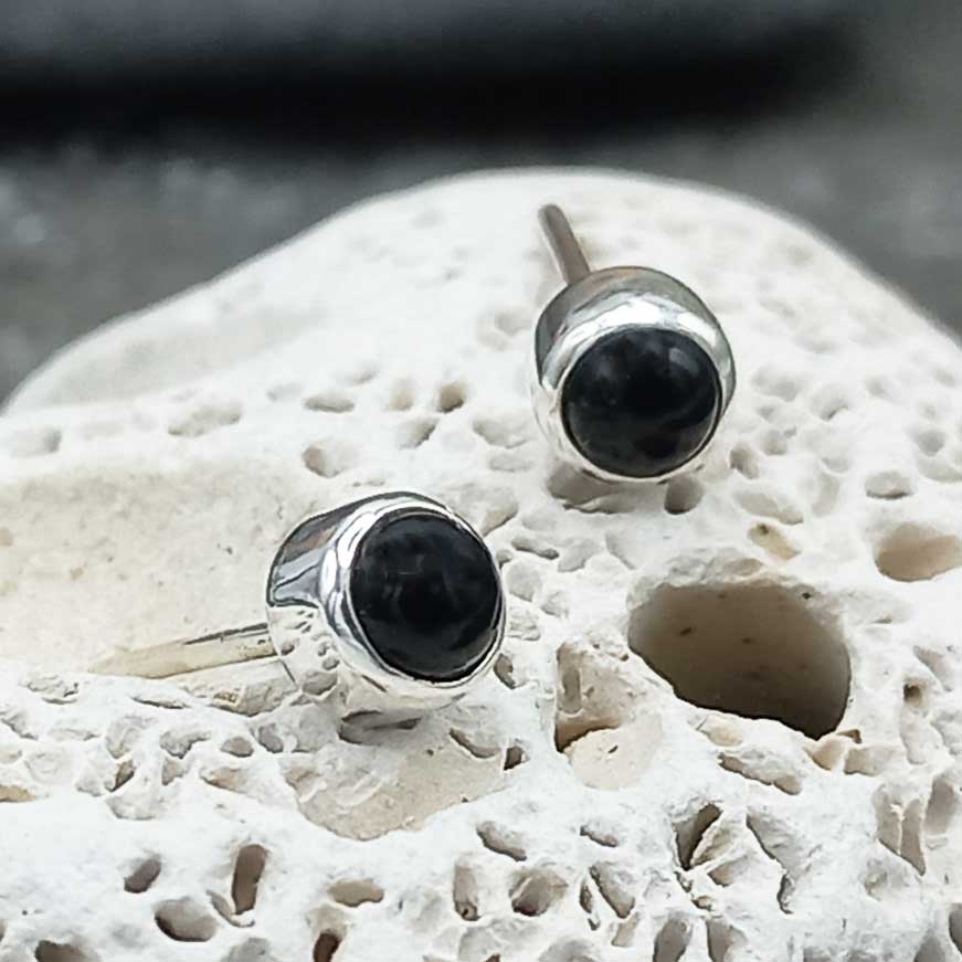 Onyx 4mm Silver Stud Earrings Main image