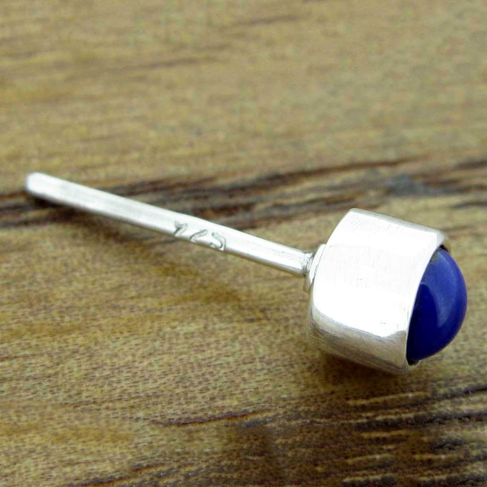 Blue lapis lazuli silver stud