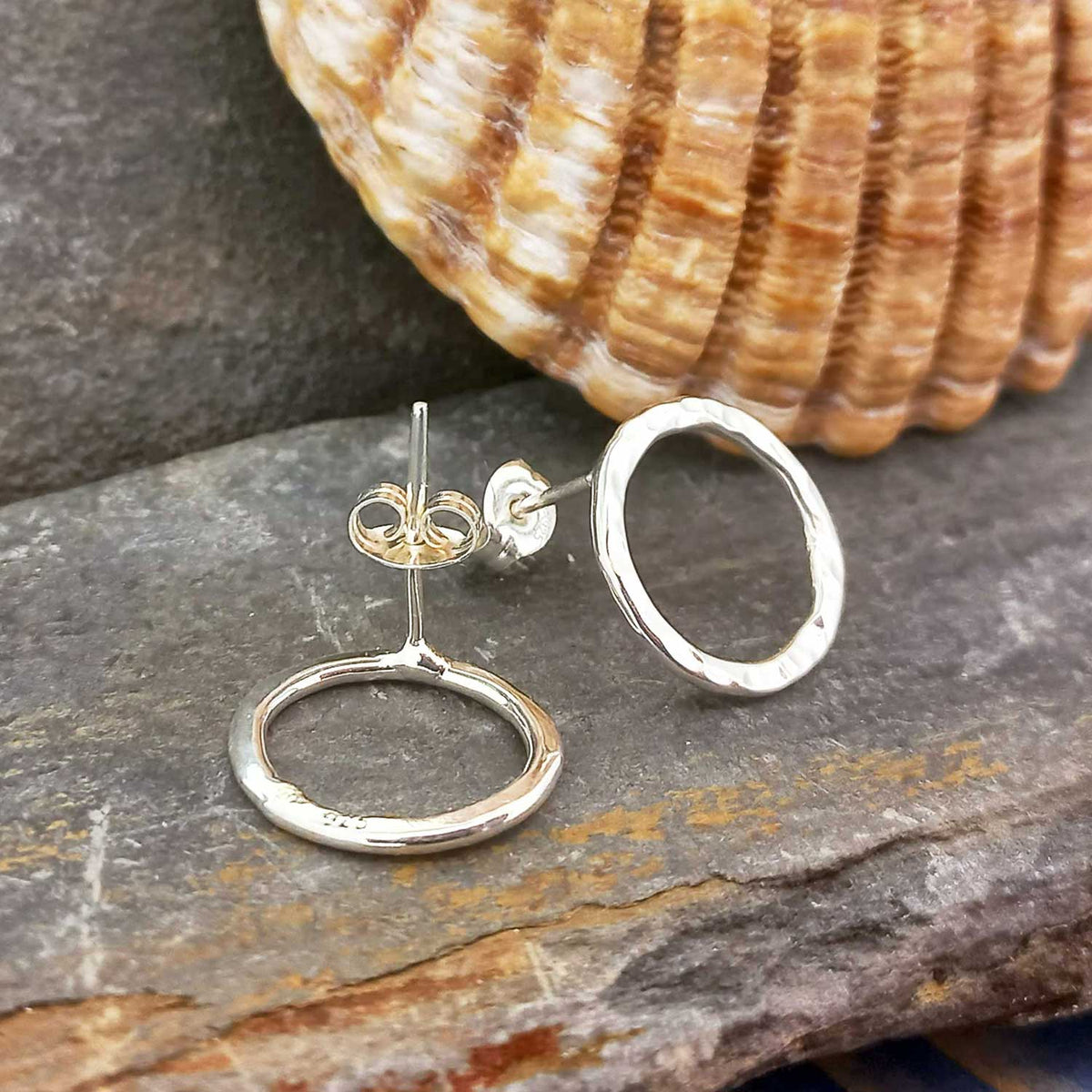 Hammered cut out circle studs