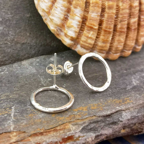 Hammered cut out circle studs