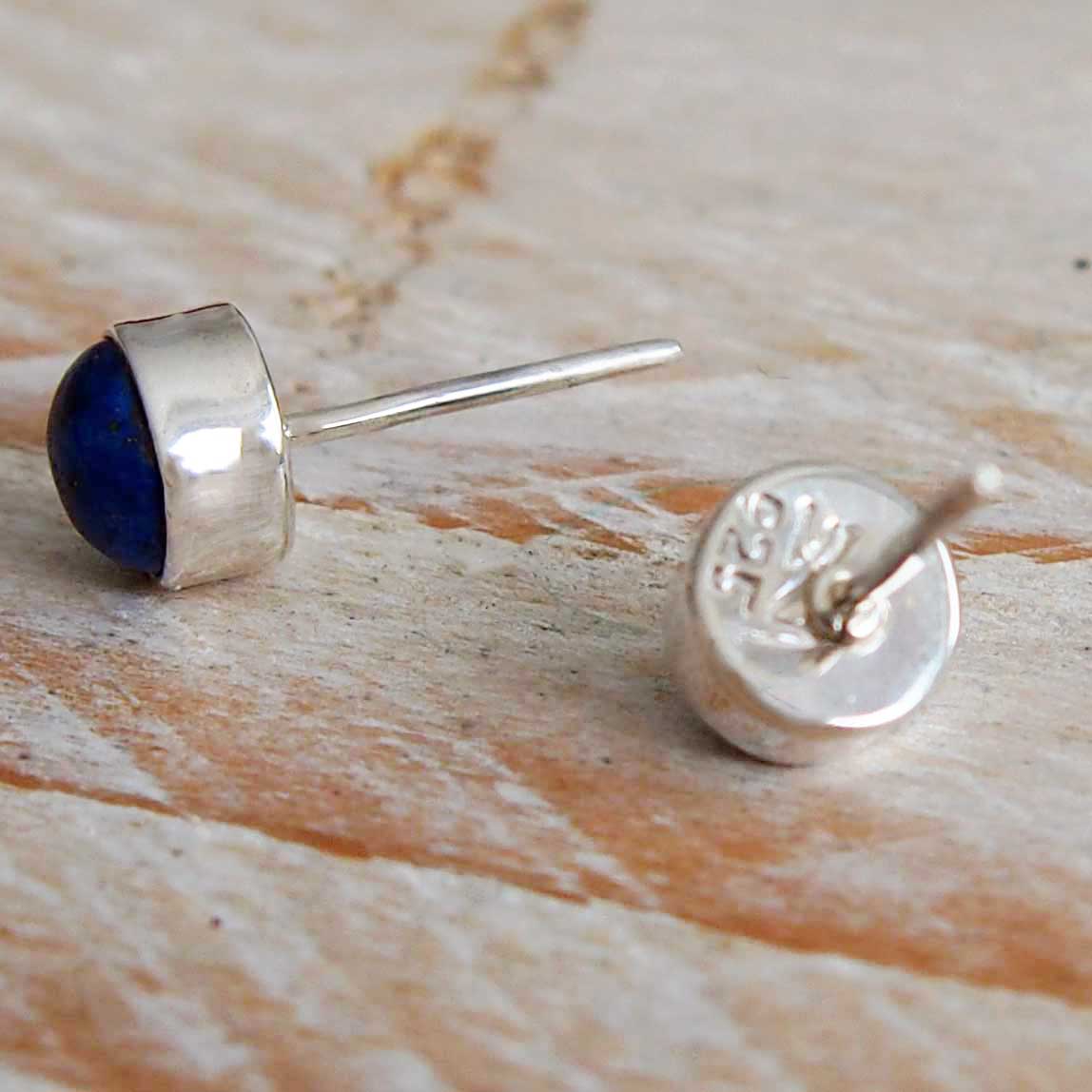 Lapis Lazuli 6mm Silver Stud Earrings (91)
