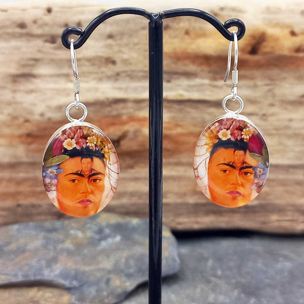 Frida silver earrings with flowers