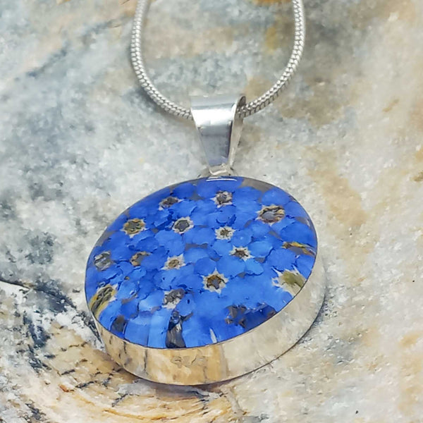 Circle Forget-me-not Silver Flower Pendant