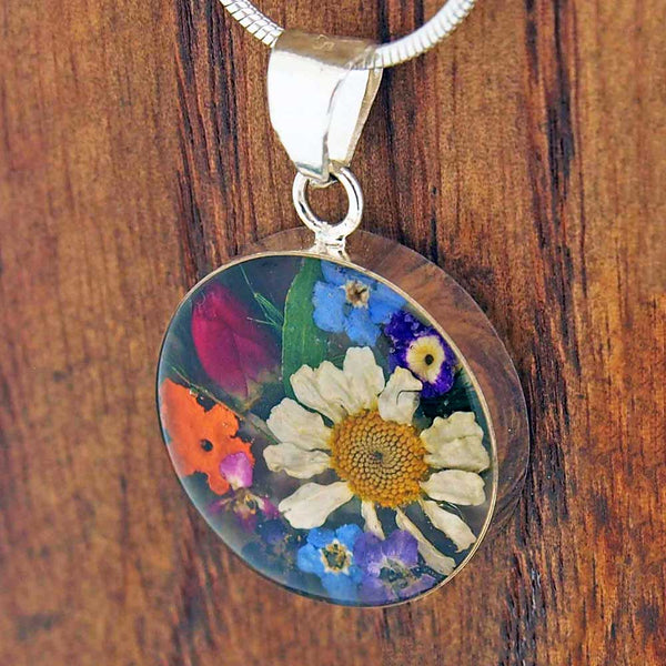 Flower silver pendant