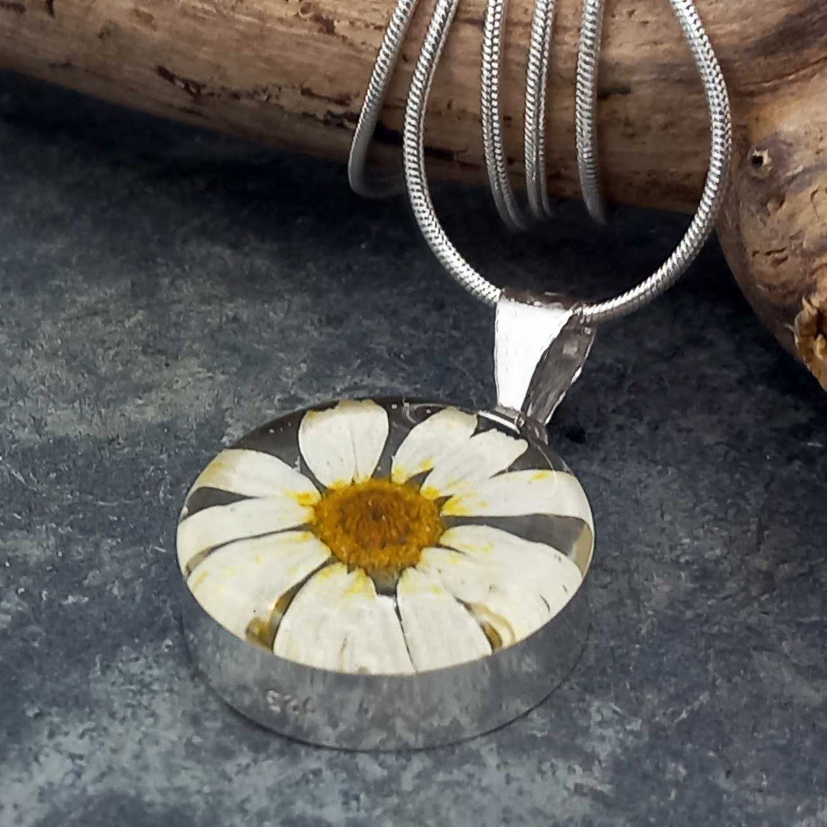 Real Daisy Silver Pendant Main image