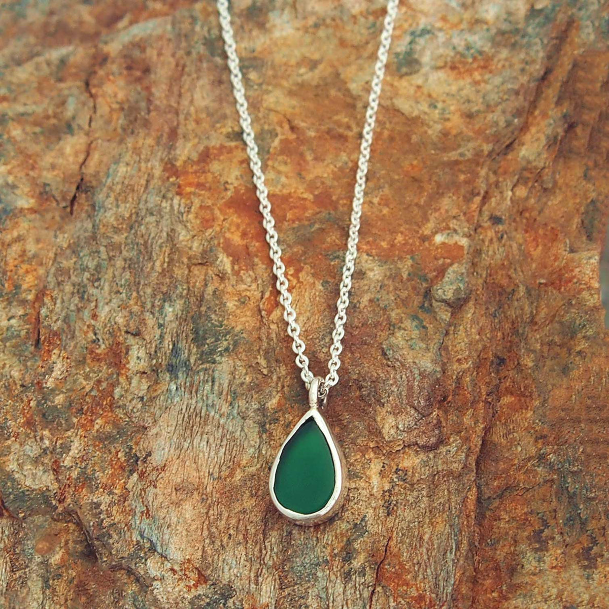 Green onyx sterling silver chain necklace
