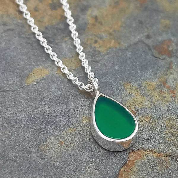 Handmade silver necklace with green onyx