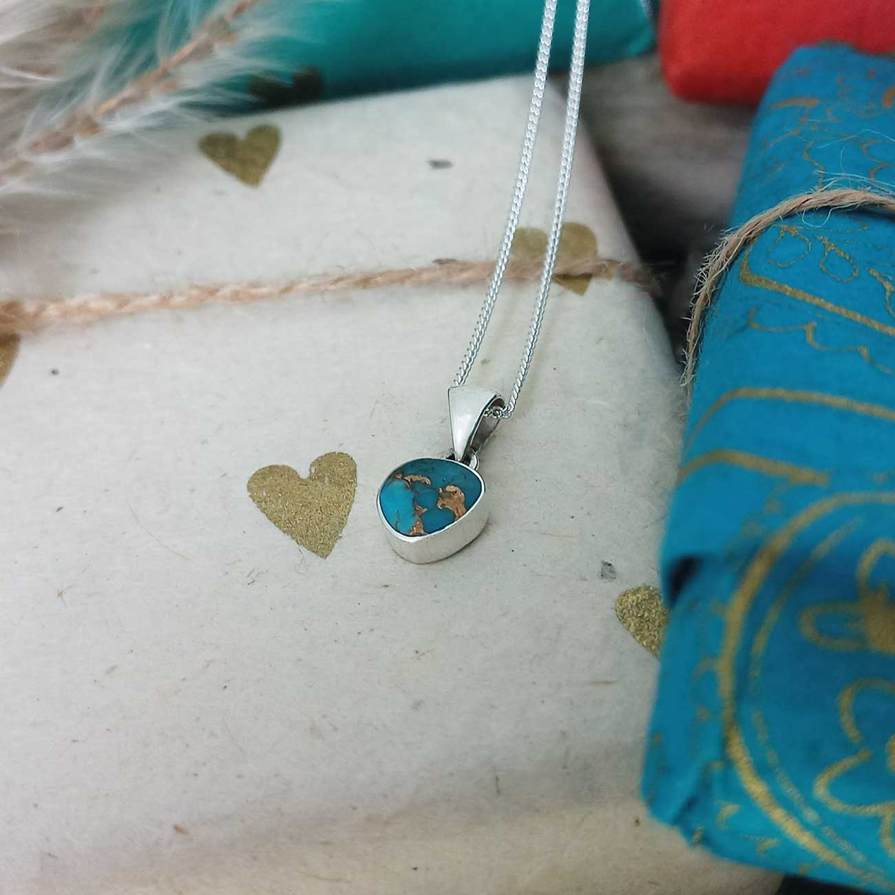 Unusual Dainty Turquoise Silver Necklace