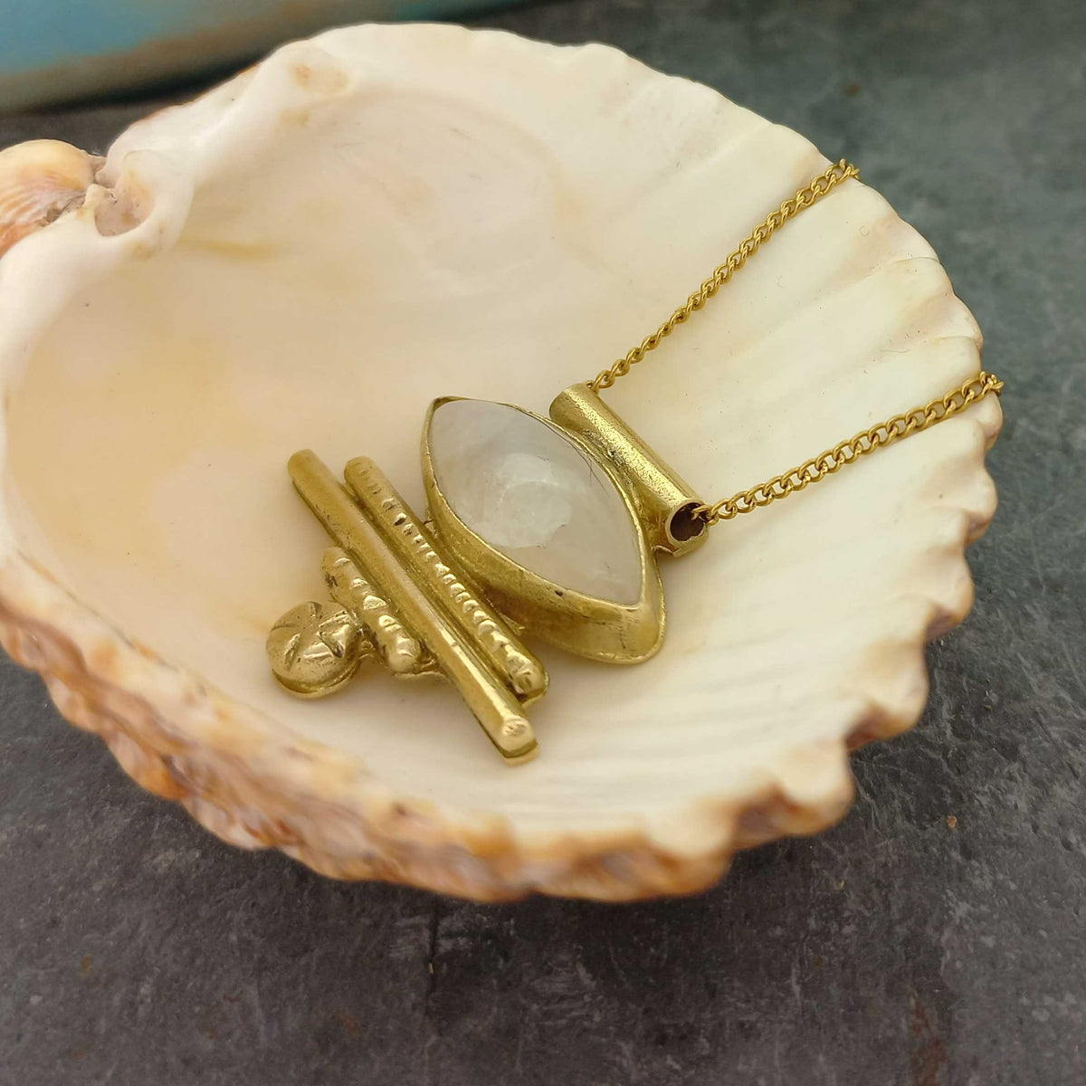 Traditional handcrafted metal working brass stone necklace Main image