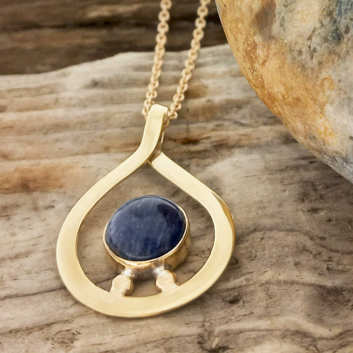 Blue sodalite stone with brass teardrop pendant & gold-plated chain Main image