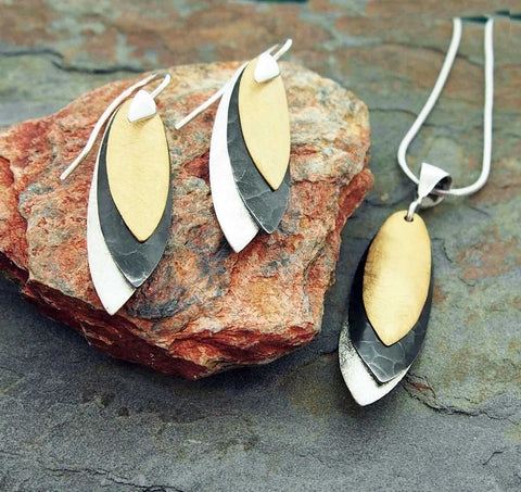 Three leaves earring pendant set