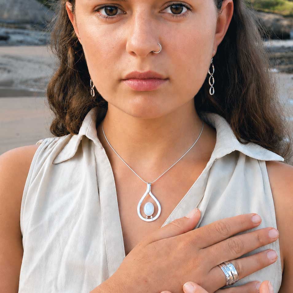 Moonstone silver teardrop Mexican handmade pendant