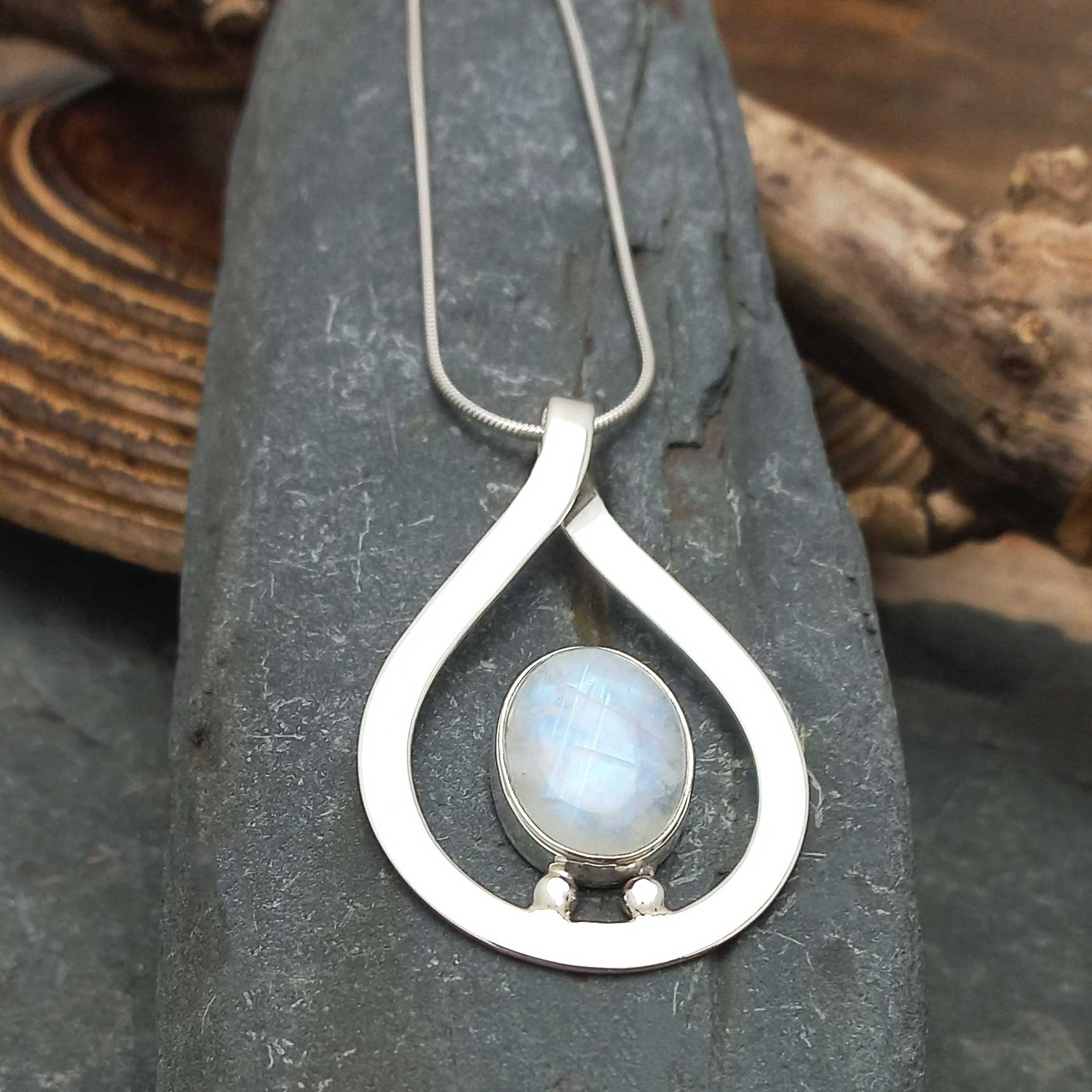 Handmade silver pendant with Moonstone