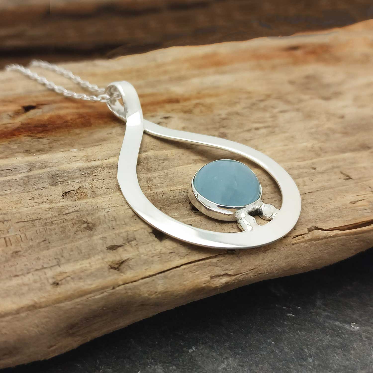 Unusual Silver Pendant with Aquamarine stone