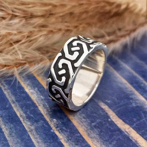Handmade unusual Mexican silver ring