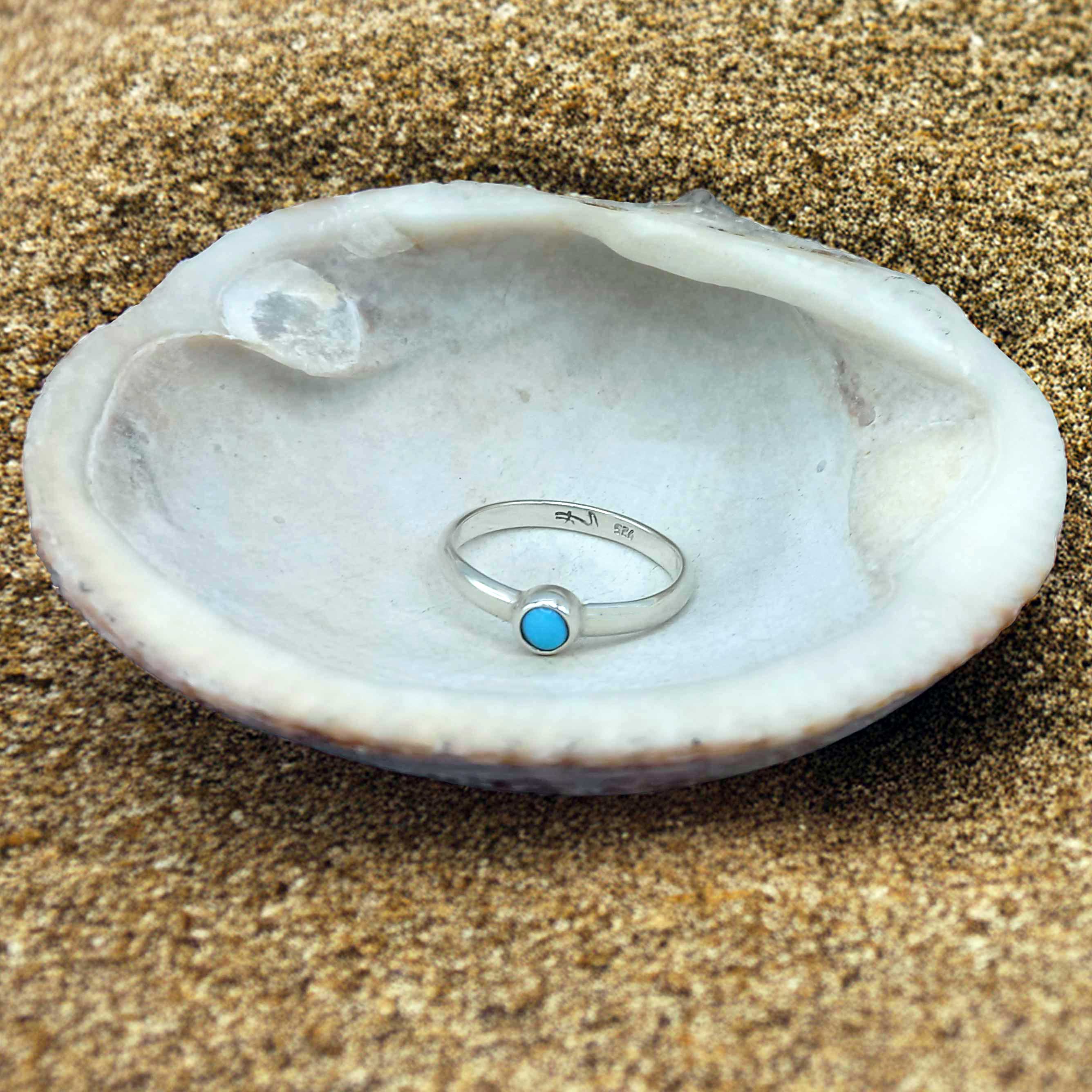 Turquoise stone ring