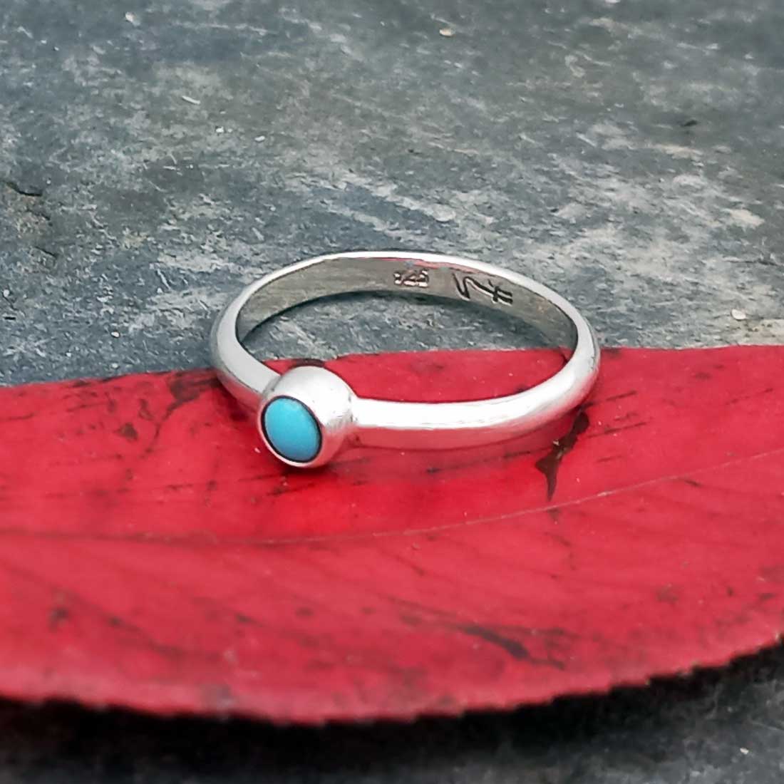 Silver band with Turquoise stone ring