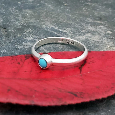 Silver band with Turquoise stone ring