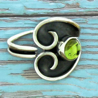 Peridot Wind Silver Ring (227)