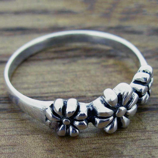 Handmade silver flower  ring