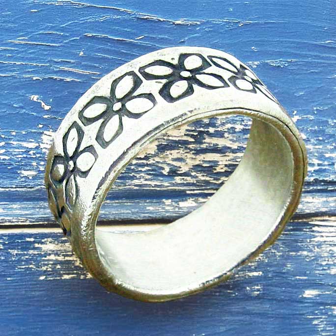 Etched Flowers Silver Ring 