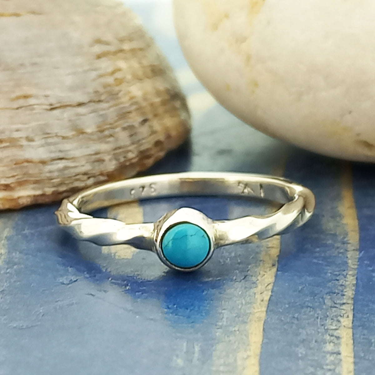 Twisted Turquoise Silver Ring Main image