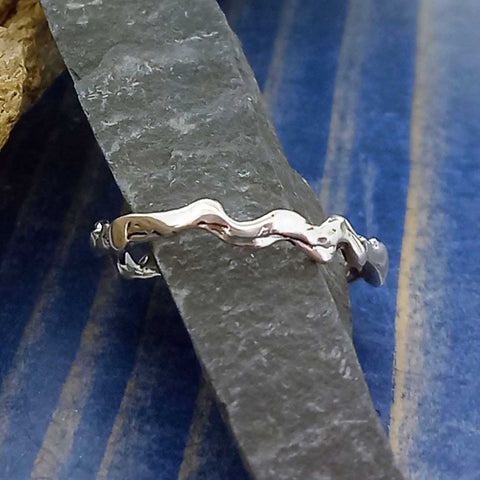 Thin Twist Silver Ring