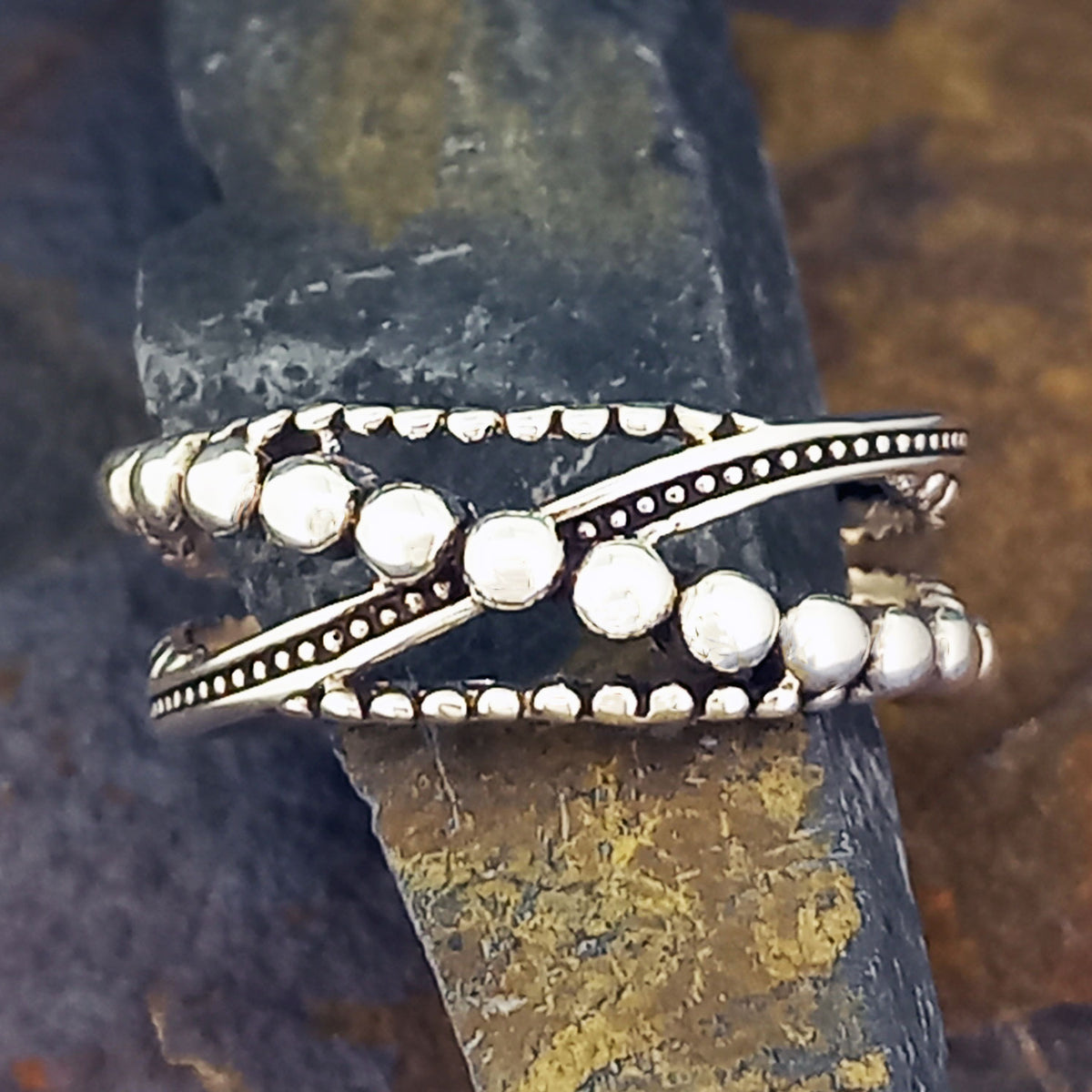 Beaded Silver Band Ring Main image