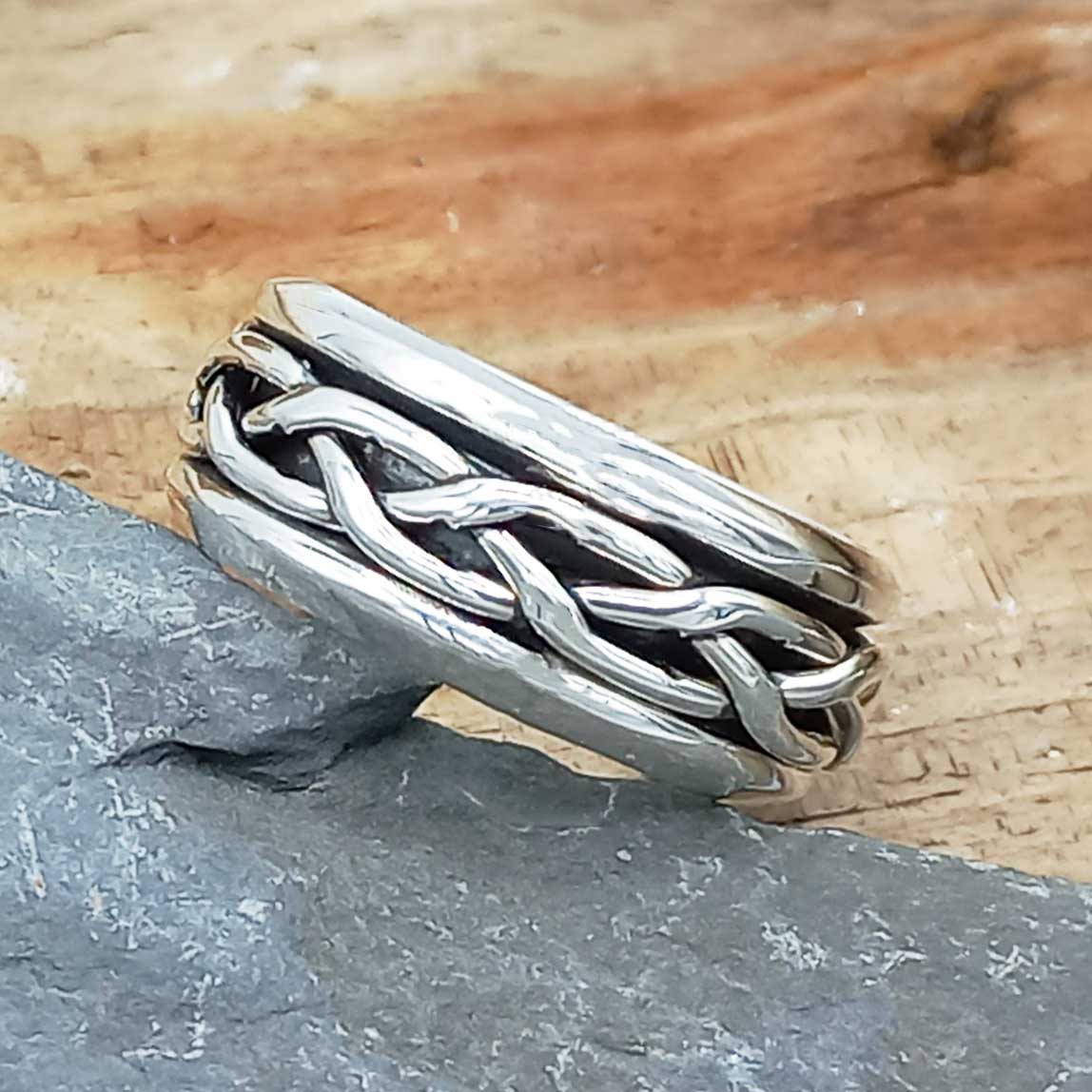 Celtic Band Spinner Silver Ring (340) Main image