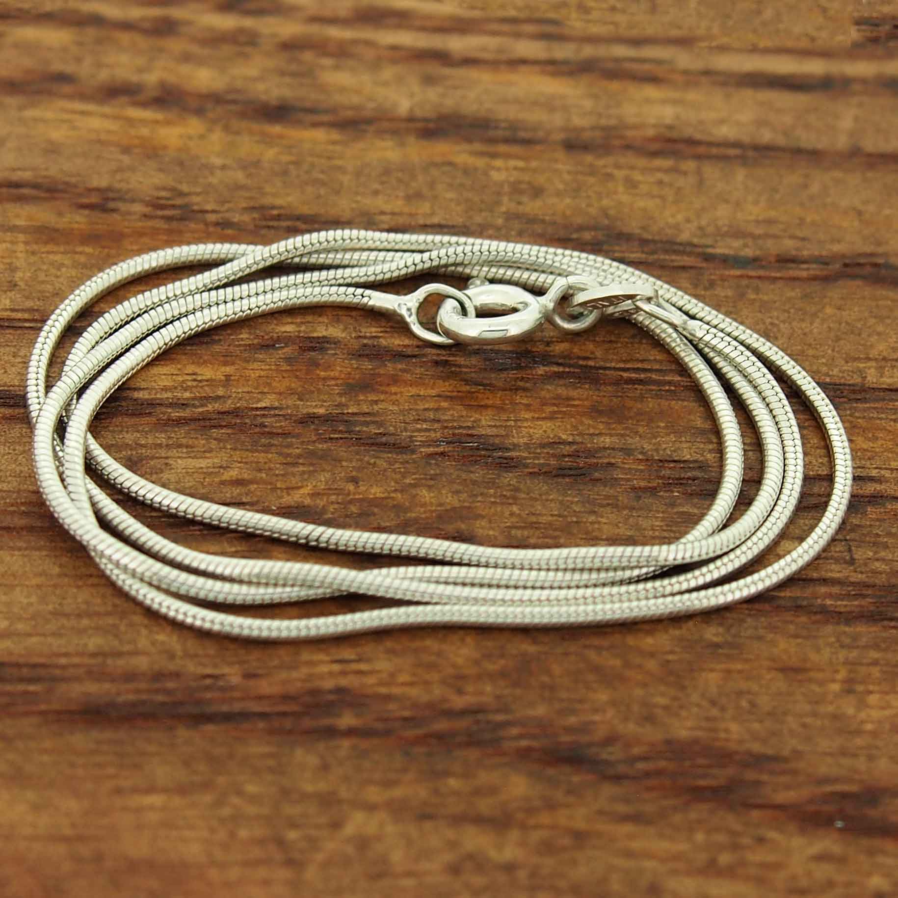 16" Silver Snake Chain (01) Secondary image