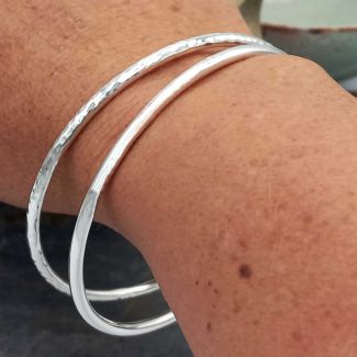 Large Polished Silver Bangle (246)