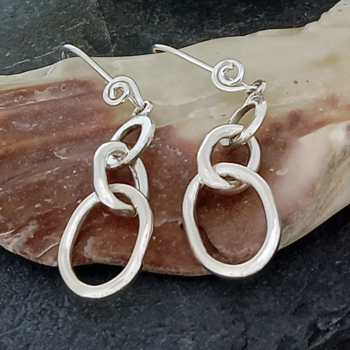 Silver link chain dangle earrings