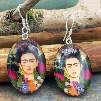 Frida sterling silver pendant