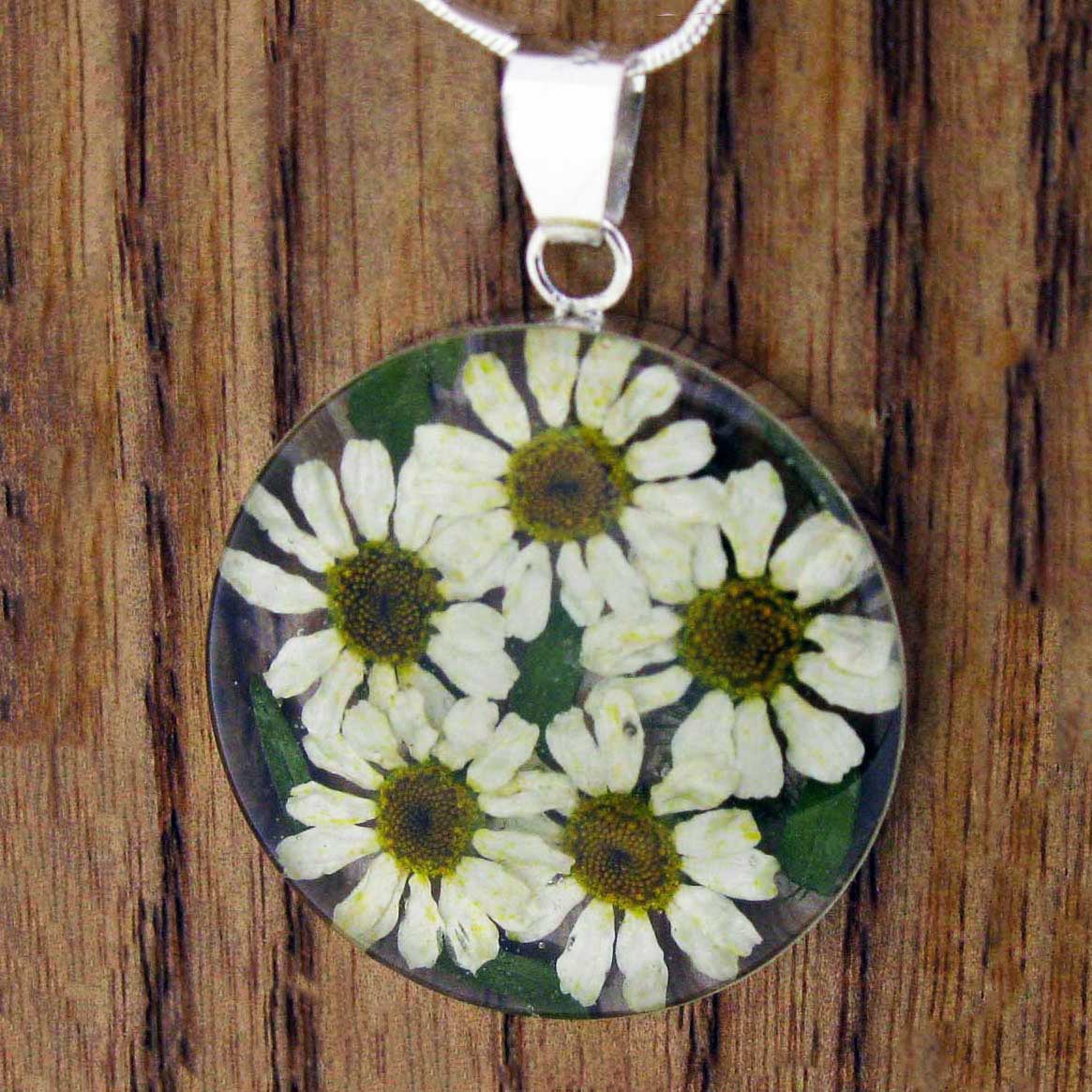 Circle with 5 Daisies Silver Flower Pendant (Large) (316) Secondary image