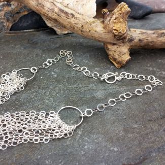 Cascading Links Silver Necklace (09)