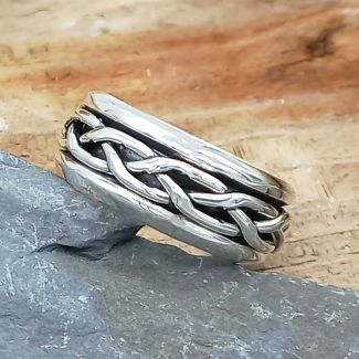 Celtic Band Spinner Silver Ring