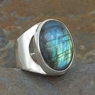 Labradorite Oval Silver Ring