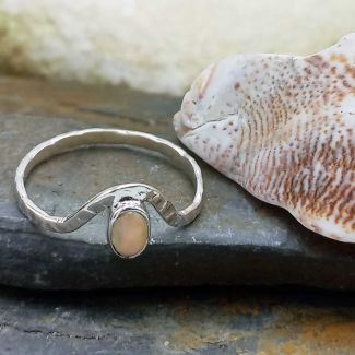 Hammered Opal Curve Silver Ring (355)